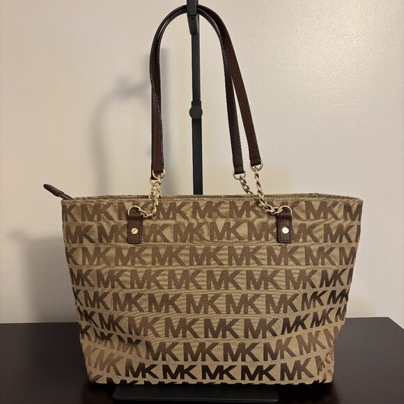 Michael Kors Handbags - Michael Kors Jet Set Signature Tan Brown Gold Chain Handle Tote Bag